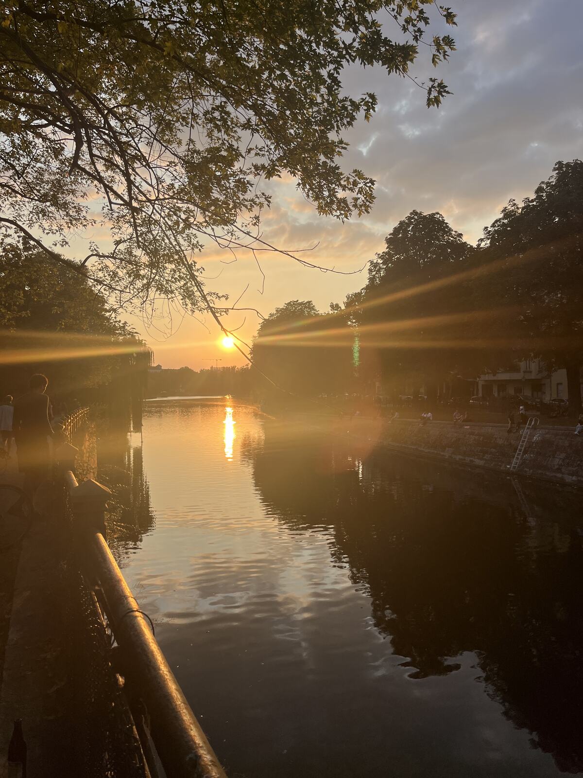 Sonnenuntergang am Landwehrkanal in Berlin
